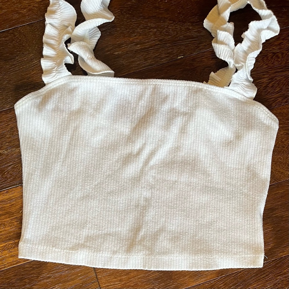 🌟2/$14🌟 Sunday Best Firecracker sleeveless white tank